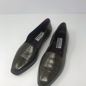 Vintage Jazz Loafers Made In Spain Women's Leather Flats Green Size 8.5